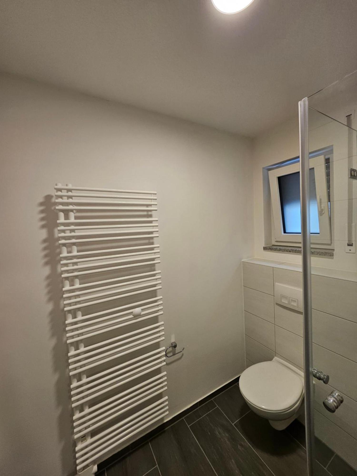 Modern Self Check In Apartment *