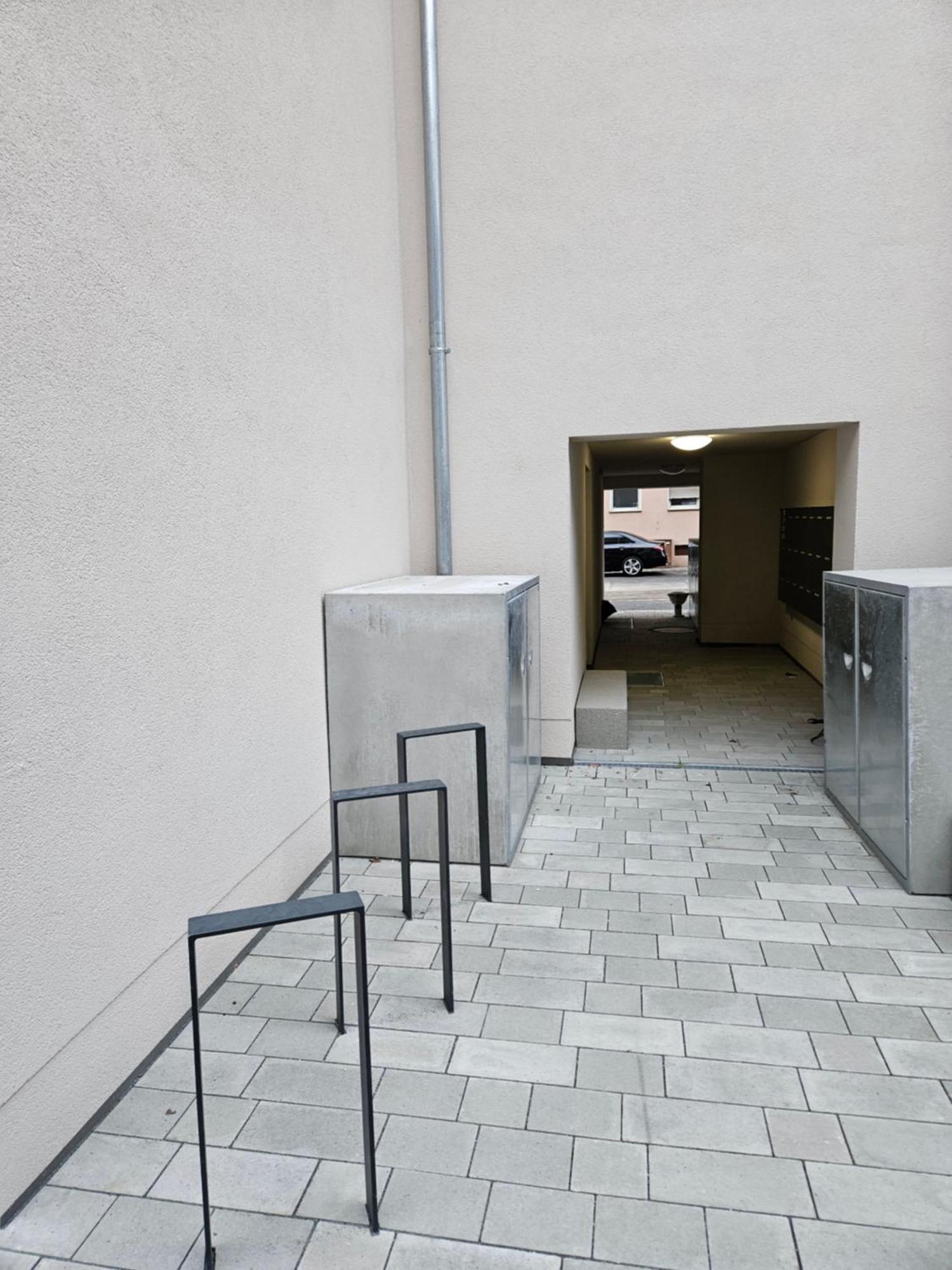 Modern Self Check In Apartment *